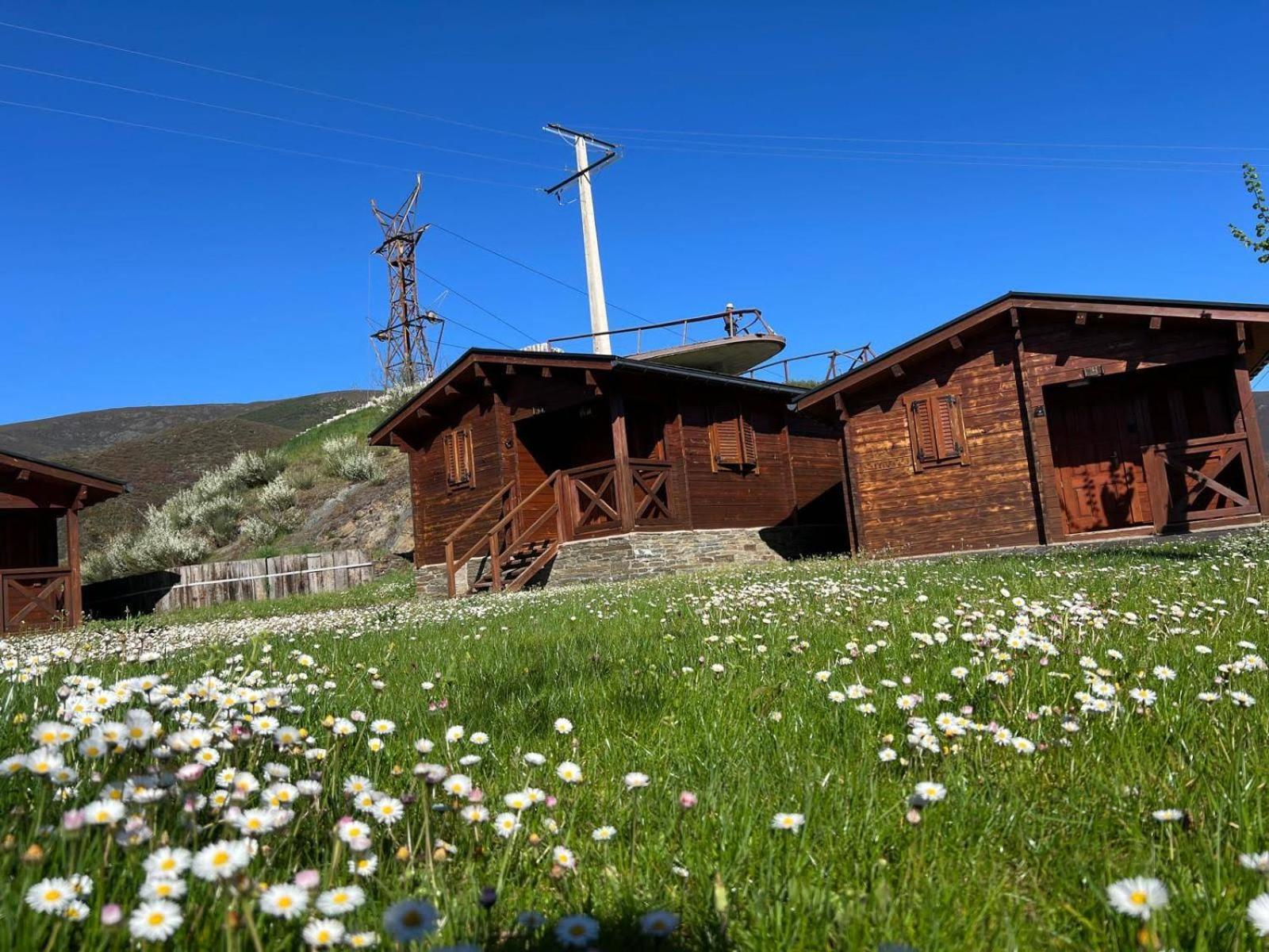 Peranzanes Bungalows Exterior foto